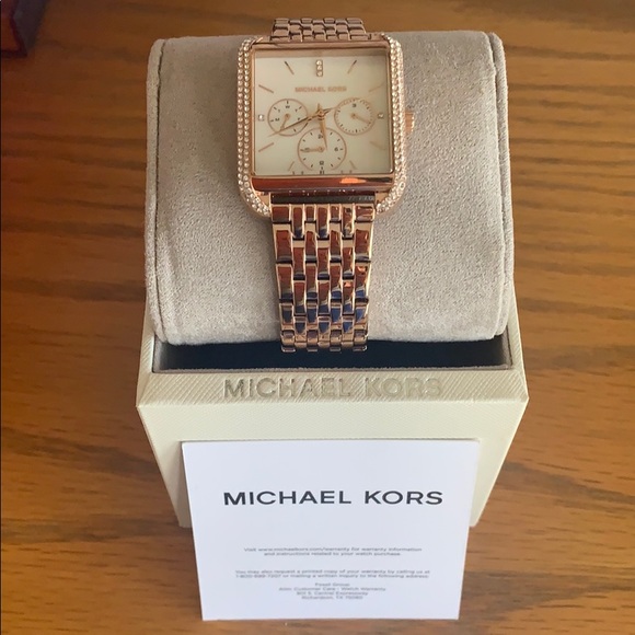 Michael Kors Watch “Brand New” in box with tags - Picture 6 of 8